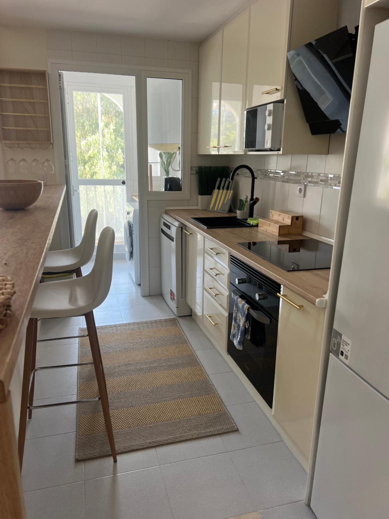 Puerto De La Duquesa Apartment มานิลบา ภายนอก รูปภาพ